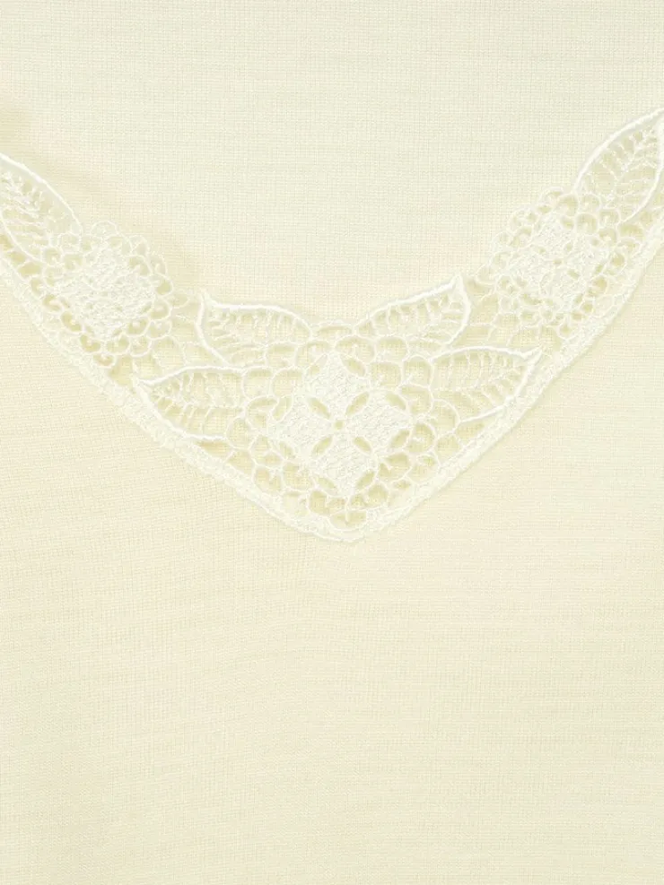 Slenderella Touch of Silk Short Sleeve Cami UW832